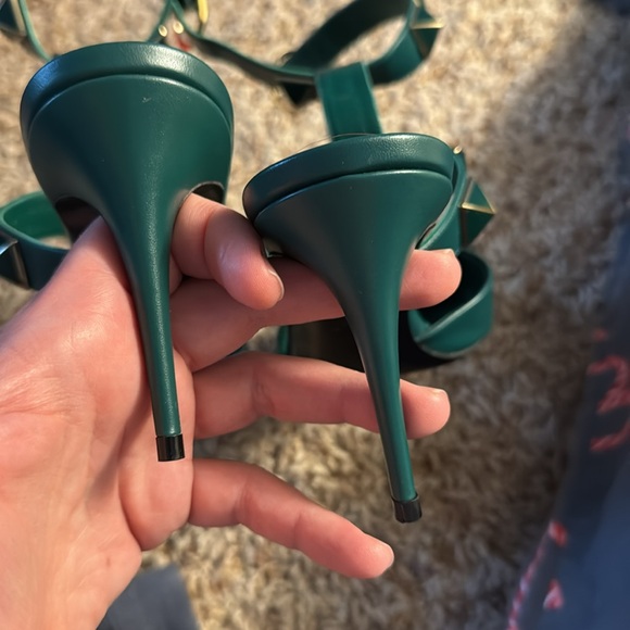 Valentino Garavani green roman studs 80 - Picture 8 of 9